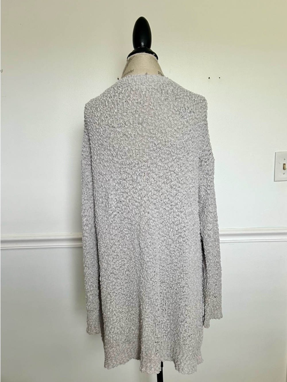 Listicle Light Grey Boucle Open Cardigan with Pockets - Picture 3 of 5